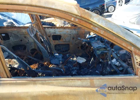 2018 Toyota Rav4 Xle из США, поврежденный, VIN 2T3RFREV9JW809251